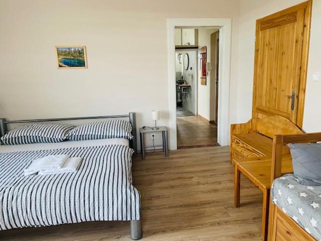 Apartman Lucian Prag Exteriör bild